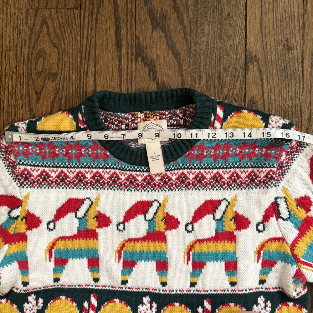 St. John's Bay Mens Small Christmas Sweater Piñata Taco Santa Hat 100% Cotton - Picture 7 of 10